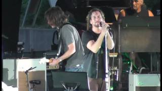 Watch Pearl Jam Public Image Live video