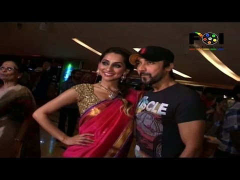 Anusha At The Premiere Of Jai Jai Maharashtra Maza