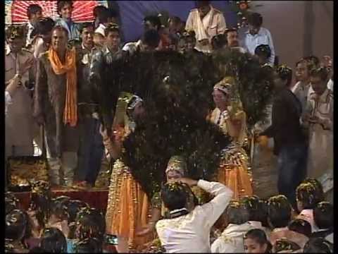 Holiya me Ude re Gulal Shyam tere Mandir me