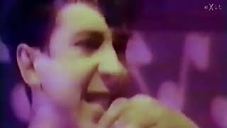Watch Soft Cell Chips On My Shoulder video