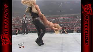 Trish Stratus Vs. Terri Runnels Raw Is War 2001