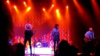 Watch Little Big Town Why Oh Why video