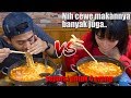 Battle MUKBANG lawan CEWE ft Mgdalenaf | Review BANANA NUGGET terenak