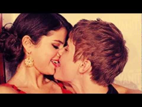 Justin Bieber Kisses Selena Gomez on Justin Bieber   Selena Gomez Vanity Fair Kiss Photoset   Justin