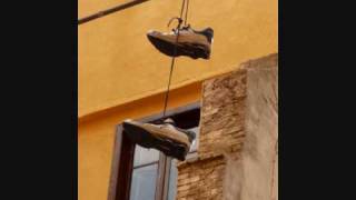 Watch Angelo Branduardi Lacrobata video