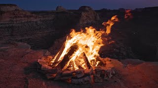 Live - Scenic Desert Campfire 🔥 The Best Spot with a Picturesque Canyon at Twilight