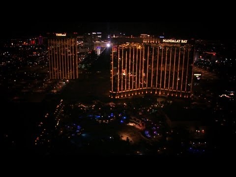 see-what-its-like-1000-feet-above-the-las-vegas-strip.html
