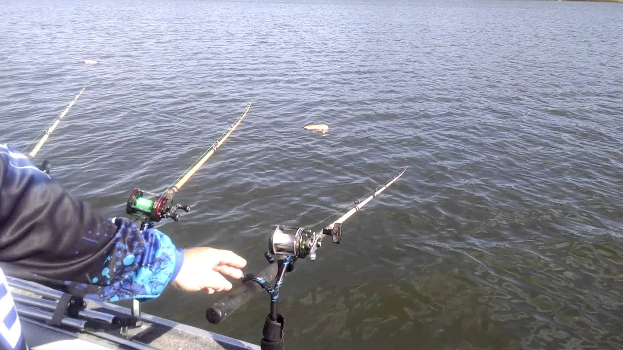 Fish Bite Rod Holder setup Trolling for Catfish - YouTube