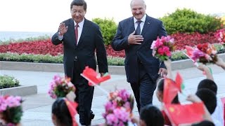 Председатель КНР Си Цзиньпин первым поздравил Александра Лукашенко с победой на выборах 2015