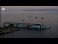 ship runs aground