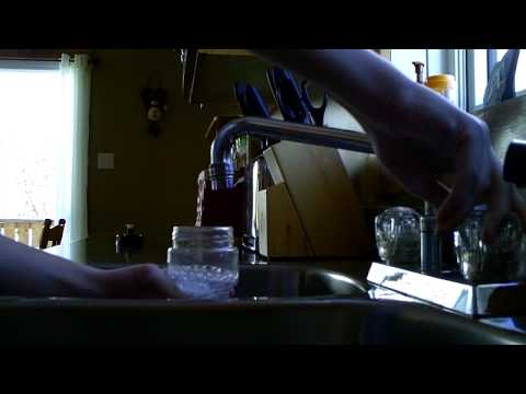 attempting to mix iced tea with water