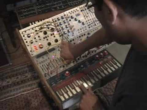 Buchla 200 Modular Synthesizer Patching