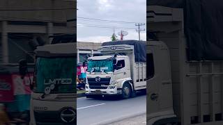 Truk Hino Putih Full Modifikasi