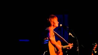 Watch Shawn Colvin Knowing What I Know Now video