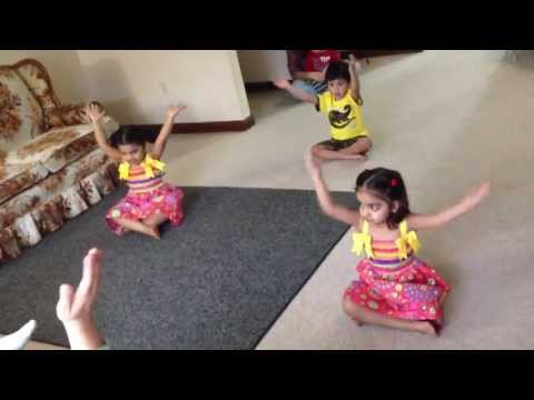 Aggobai dhaggobai Dance by Tanish Akshara and Devashree