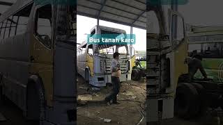 Bus Gunung Aronta