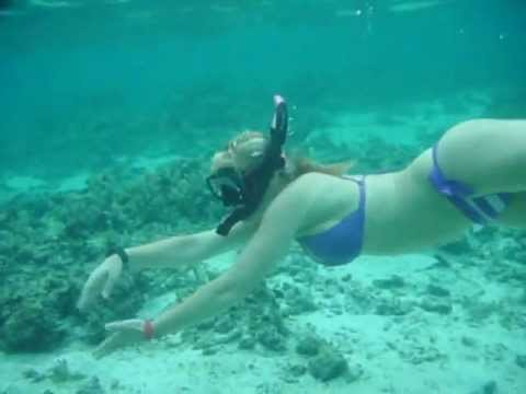 0 Scuba Diver Girls Snorkel the Cook Islands!!!