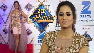 Sargun Mehta At Zee Rishtey Awards 2017 Red Carpet