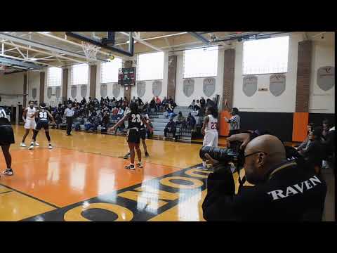 McLean basket Frederick/Roland Park Country girls basketball Public vs. Private Challenge 01/12/19