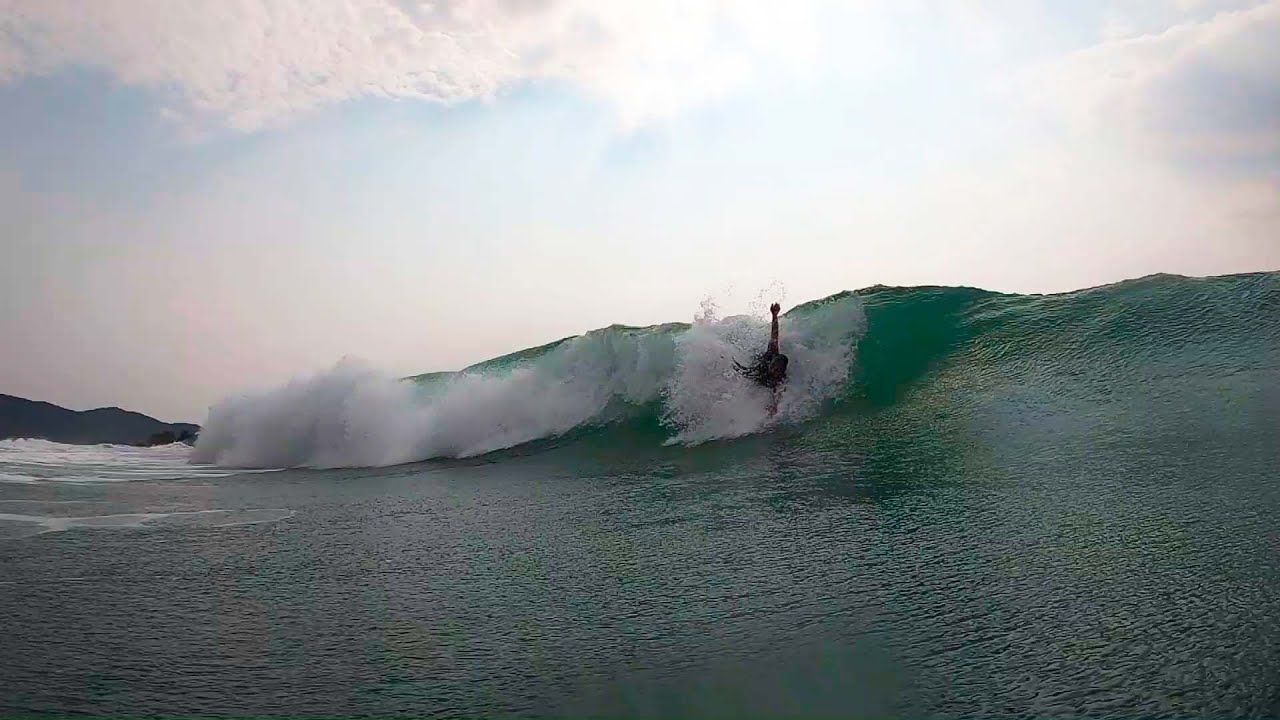 Surfe de Peito Uga-Buga | Praia do Matadeiro
