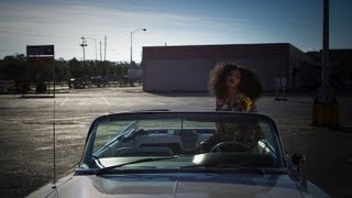 Клип Solange - Lovers In The Parking Lot