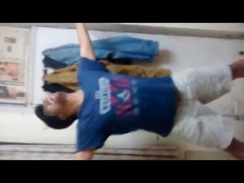 aawara bhawre jo hole hole gaaye- perfect moves