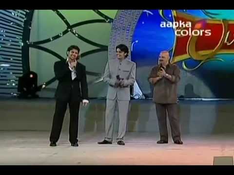 Hrithik Roshan Singing Tere Jaisa yaar kahan - Umang ( 2011...
