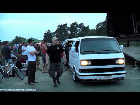 T3 Limo Kinderausfahrt auf dem 4 VW Bus Festival Berlin