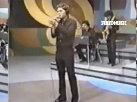 Watch MAS DE 1O MINUTOS CON - ( LEONARDO FAVIO ) Tributo
