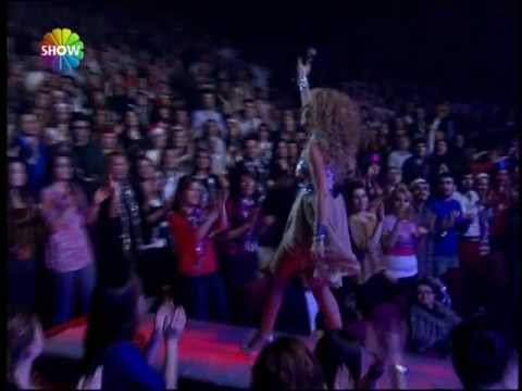 Hadise - Evlenmeliyiz (Show TV 2012 Yılbaşı Konseri)