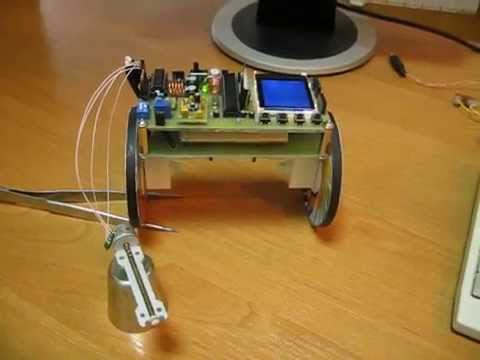 Робот с шаговыми двигателями Робот с шаговыми двигателями