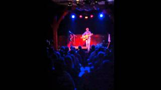 Watch Paul Kelly Summer Rain video
