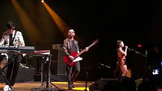 Watch Belanova 1 2 3 Go video