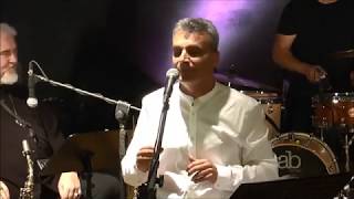 אהבה בת עשרים - אורי דרזי בהופעה חיה