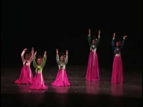 CrimsonCabaret08 - Vancouver Korean Dance Society(2). 4:18. "Crimson Cabaret 