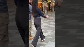 Li Beautiful And Men With And