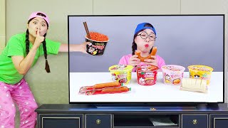 Mukbang Fire Spicy Noodle Tteokbokki 불닭볶음면 떡볶이 TV 속 편의점 음식 먹방 DONA 도나