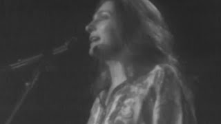 Watch Judy Collins Desperado video