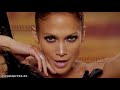 Jennifer Lopez visita a los jugadores del Madrid