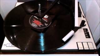 Watch Minimal Compact Nilnil video