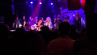 Watch Darlene Love Among The Believers video