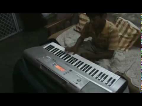 humma humma-bombay Anubhav Mukesh on octopad with Rhishabh on...