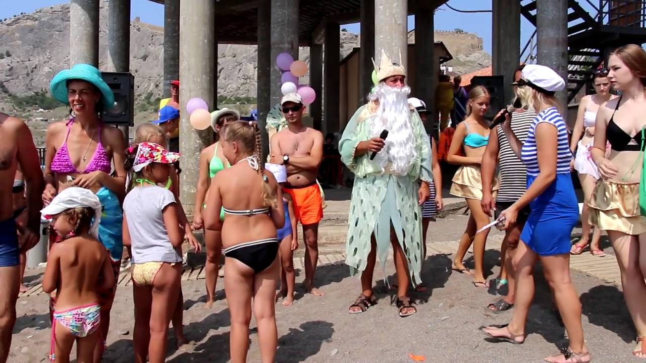 Коктебель Девушки На Пляже Видео