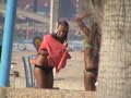 image Gadis Pantai Lagi Ganti Baju Wow
