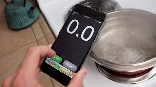 Iphone 6 Boiling Hot Water Test - Will It Survive?