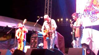 Watch Blue Dogs Cold Sheets Of Rain video
