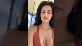 Disha Patani Cleavage S
