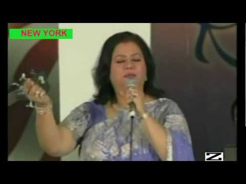 Runa Laila-Aap dil key Anjuman mein