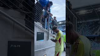 F8_yiJK1h4Y Video Image