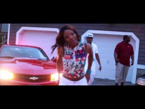 Nuveez (Scarlett Nuvvo) - Get It [Center Of Attention Ent. Submitted]